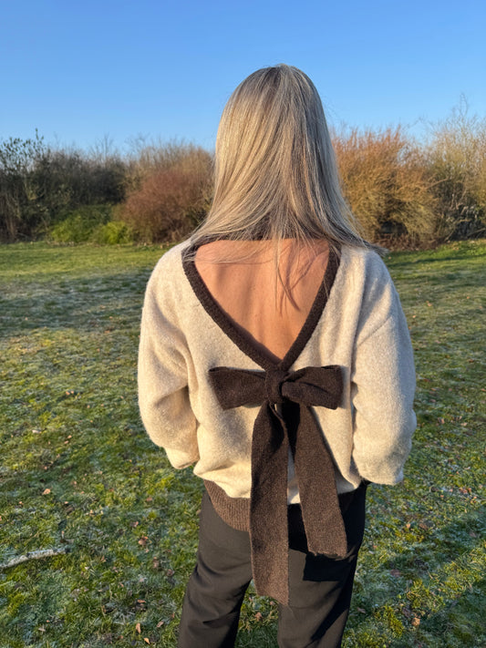 le pull à noeud 🎀